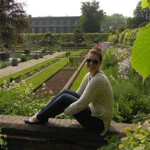 Meet your Posher, Whitney